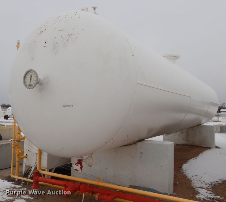 image for item GX9778 Anhydrous ammonia bulk tank