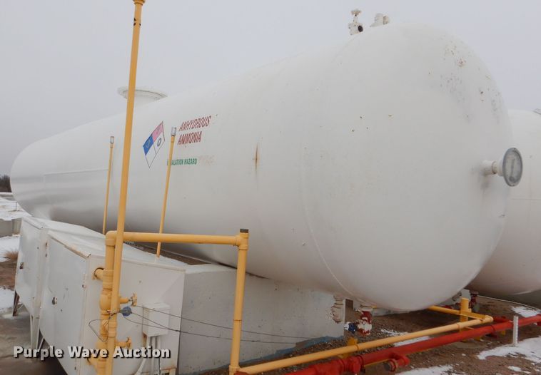 image for item GX9778 Anhydrous ammonia bulk tank