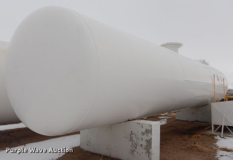 image for item GX9778 Anhydrous ammonia bulk tank