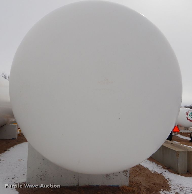image for item GX9778 Anhydrous ammonia bulk tank