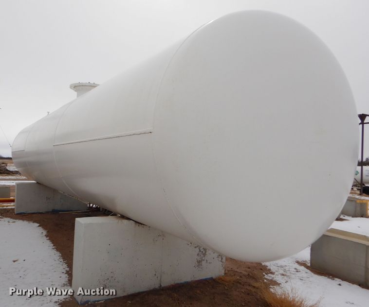 image for item GX9778 Anhydrous ammonia bulk tank