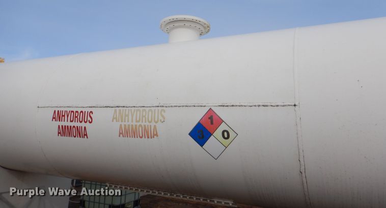 image for item GX9814 Anhydrous ammonia bulk tank