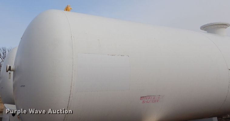 image for item GX9814 Anhydrous ammonia bulk tank