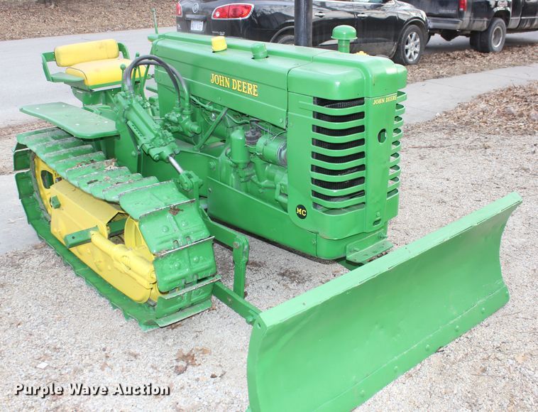 image for item H1301 1950 John Deere MC dozer