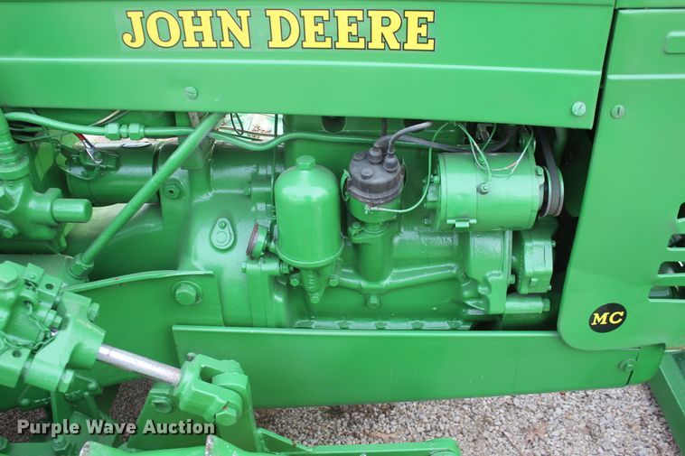 image for item H1301 1950 John Deere MC dozer