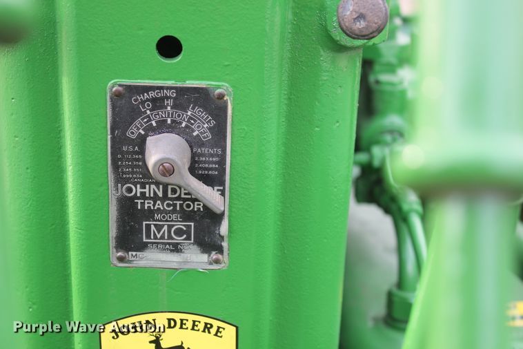 image for item H1301 1950 John Deere MC dozer