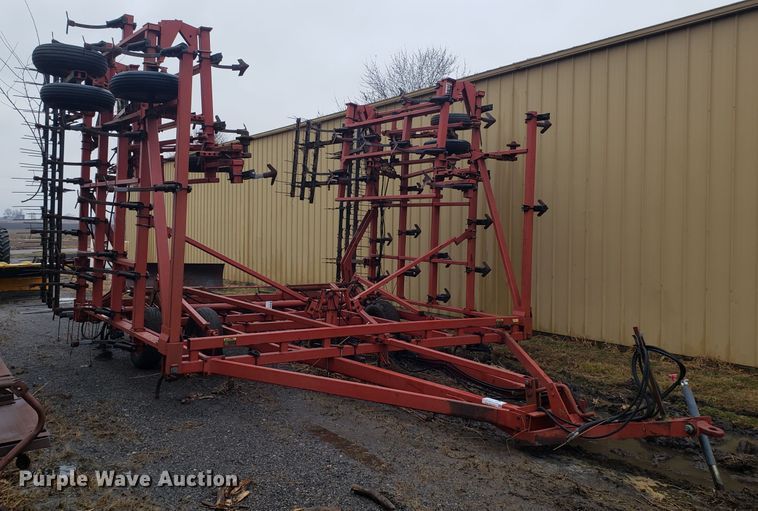 image for item L1420 Case IH 4800 row crop cultivator