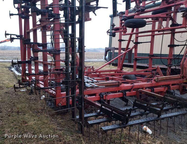 image for item L1420 Case IH 4800 row crop cultivator