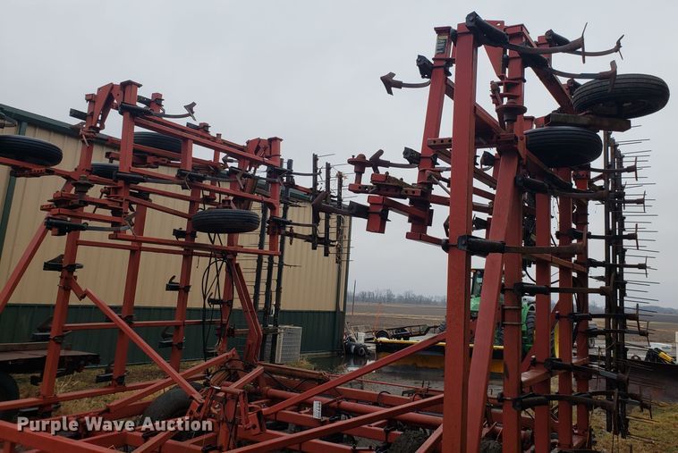 image for item L1420 Case IH 4800 row crop cultivator