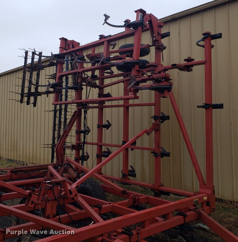 image for item L1420 Case IH 4800 row crop cultivator