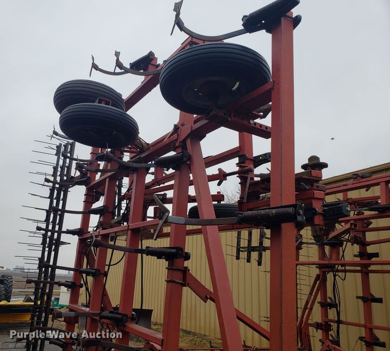 image for item L1420 Case IH 4800 row crop cultivator