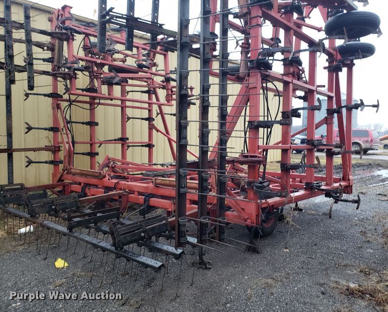 image for item L1420 Case IH 4800 row crop cultivator
