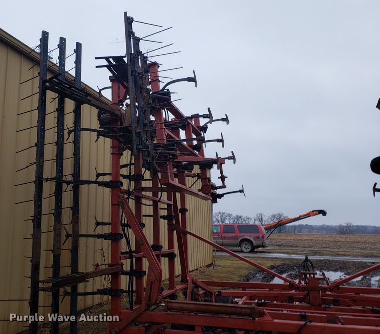 image for item L1420 Case IH 4800 row crop cultivator