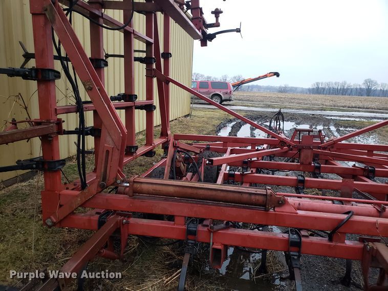image for item L1420 Case IH 4800 row crop cultivator