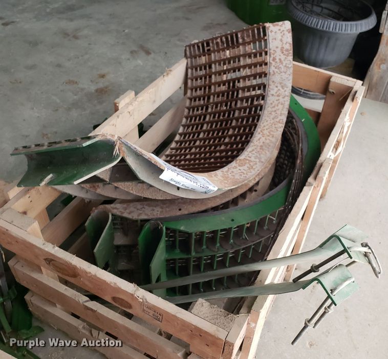 image for item L1425 John Deere concave set