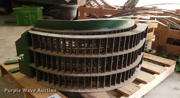 image for item L1427 John Deere concave set