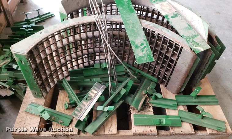 image for item L1427 John Deere concave set