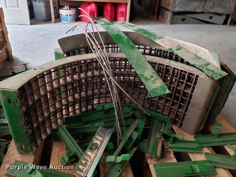 image for item L1427 John Deere concave set