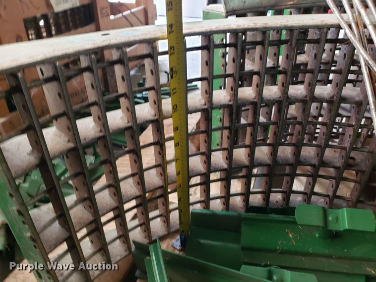 image for item L1427 John Deere concave set