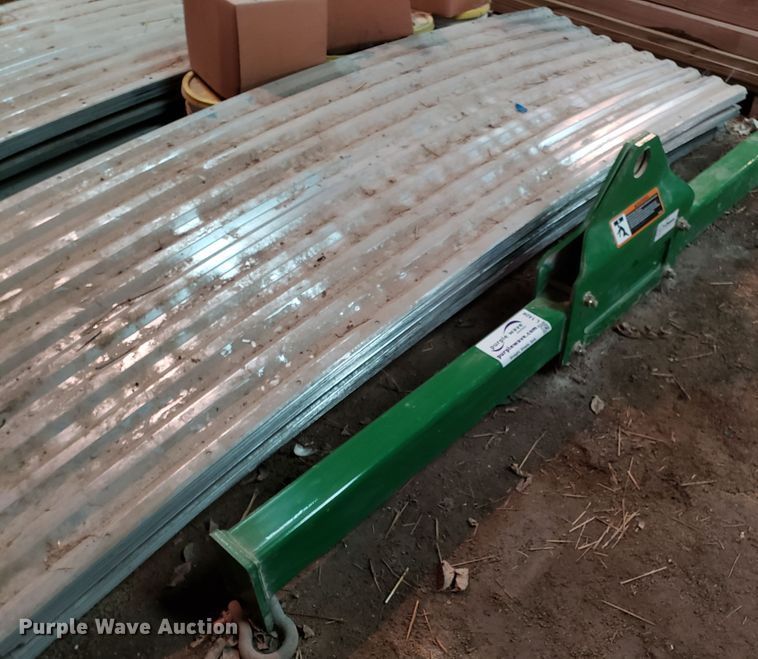 image for item L1428 John Deere sprayer bed spreader bar
