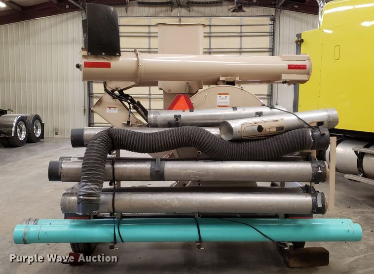 image for item L1429 Rem 2500HD grain vacuum