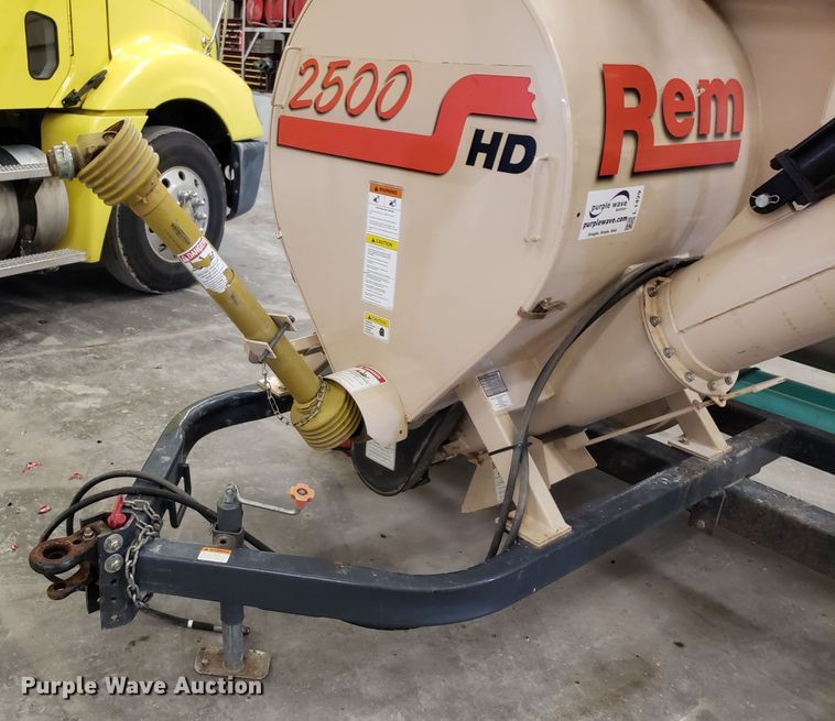 image for item L1429 Rem 2500HD grain vacuum