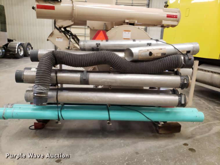 image for item L1429 Rem 2500HD grain vacuum