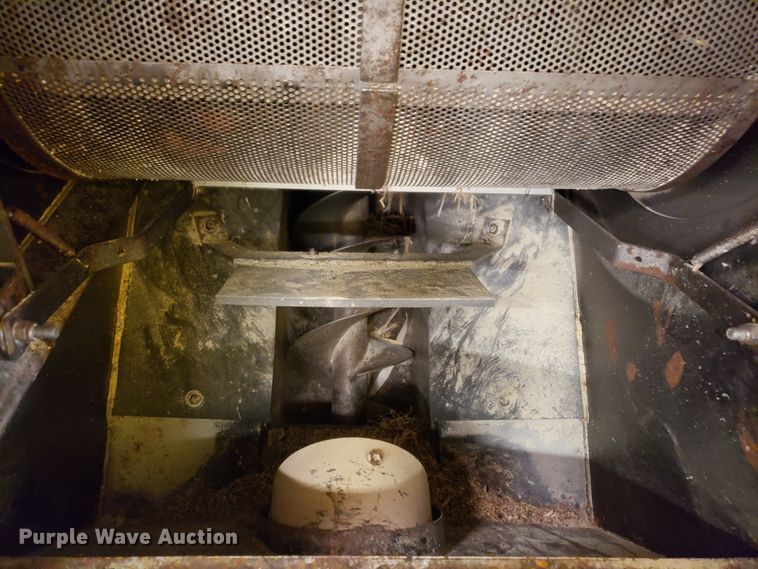 image for item L1429 Rem 2500HD grain vacuum