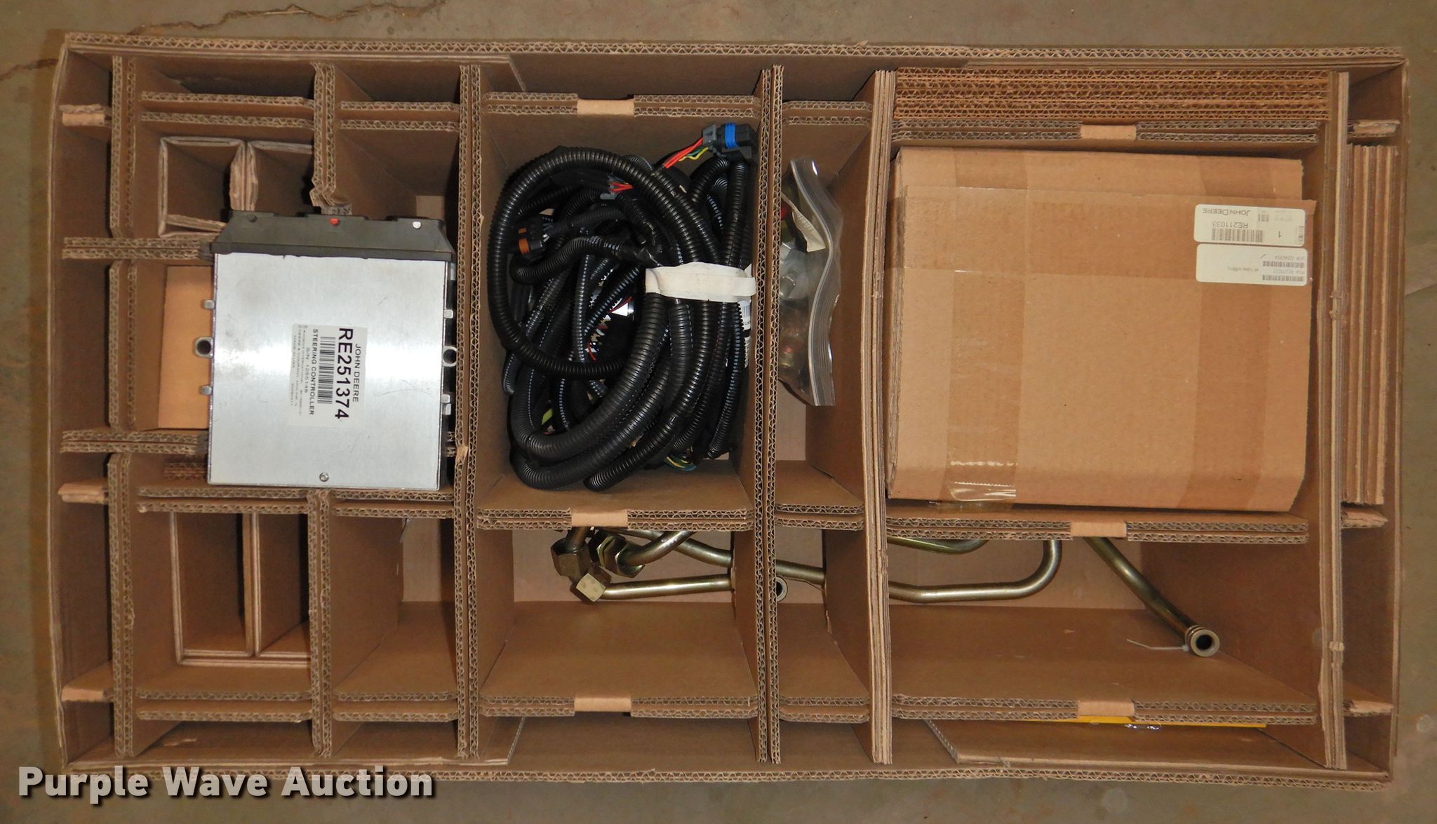 John Deere AutoTrac kit in Plainview, TX Item GN9718 sold Purple Wave