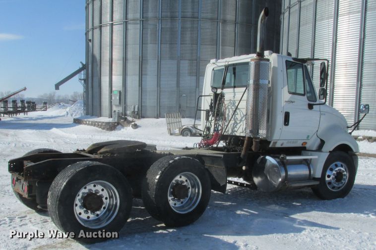 image for item DA8343 2012 International Pro Star Plus semi truck