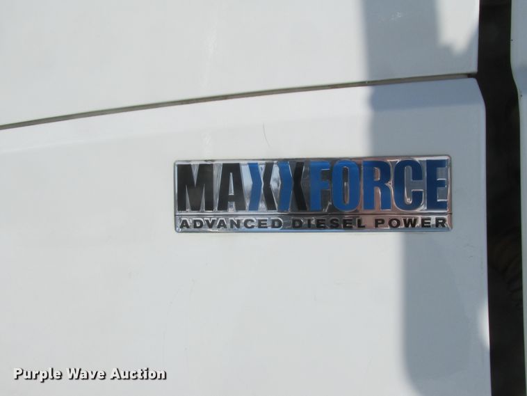 image for item DA8343 2012 International Pro Star Plus semi truck