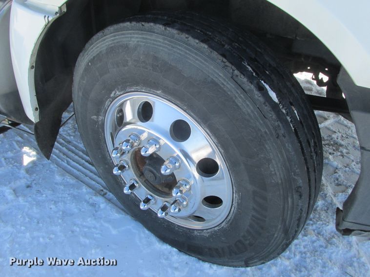 image for item DA8343 2012 International Pro Star Plus semi truck