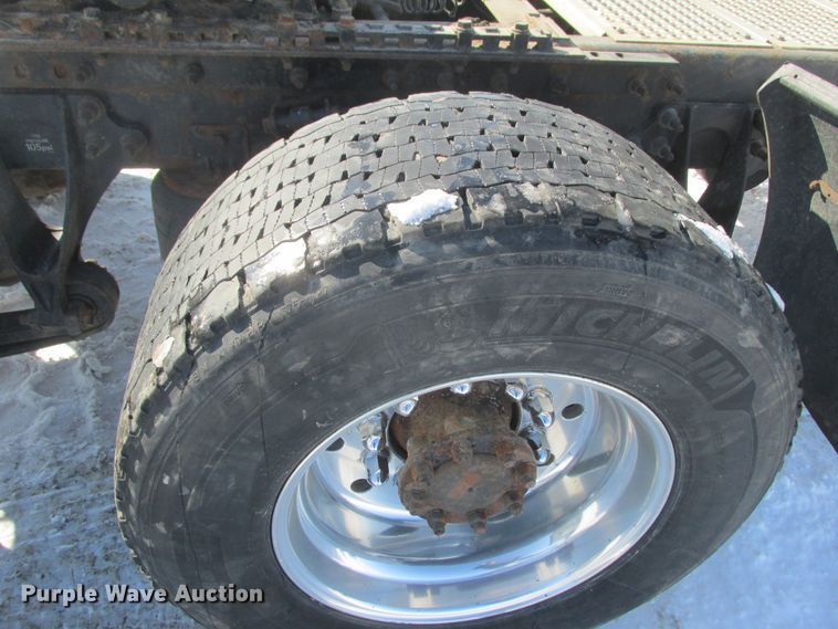 image for item DA8343 2012 International Pro Star Plus semi truck