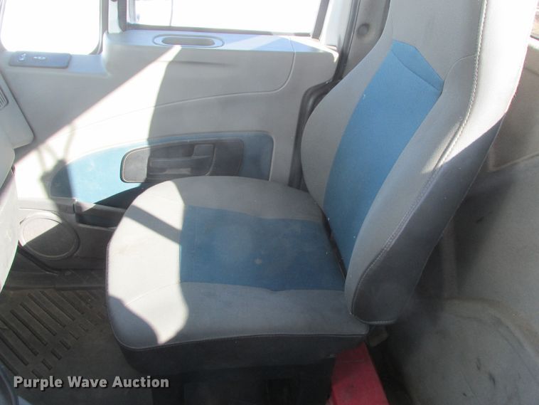 image for item DA8343 2012 International Pro Star Plus semi truck