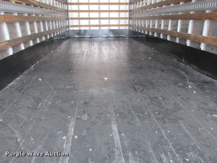 image for item DA8348 2006 International 4200 box truck