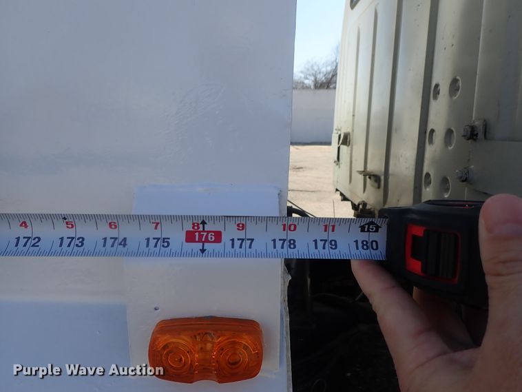 image for item DC3295 1992 Ford L8000 dump truck