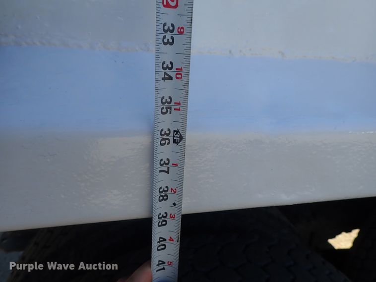 image for item DC3295 1992 Ford L8000 dump truck