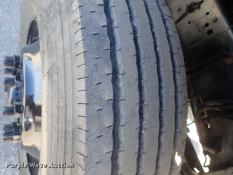 image for item DC3295 1992 Ford L8000 dump truck