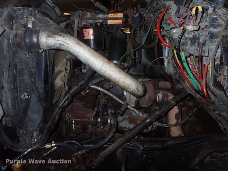 image for item DC3295 1992 Ford L8000 dump truck