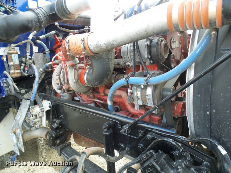 image for item DD1758 2013 Peterbilt 389 vacuum truck