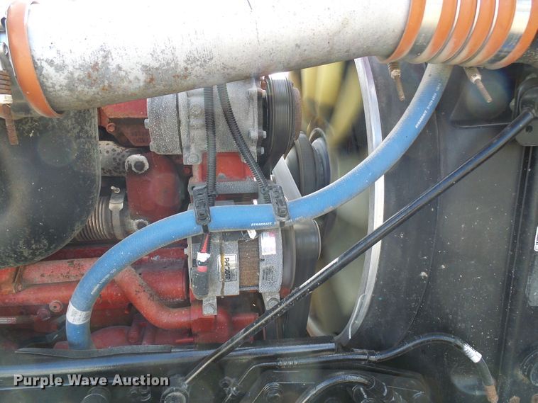 image for item DD1758 2013 Peterbilt 389 vacuum truck