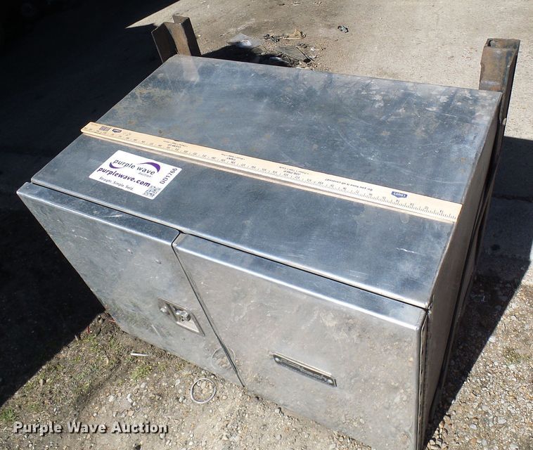 image for item DD1766 Headache rack