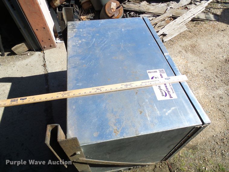 image for item DD1766 Headache rack