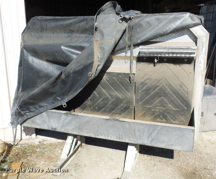 image for item DD1766 Headache rack