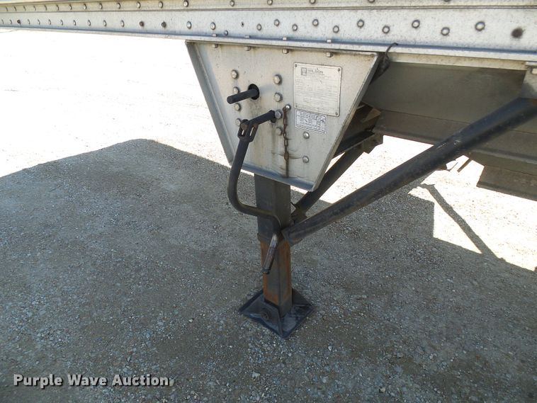image for item DD1768 2003 Wilson double hopper bottom grain trailer