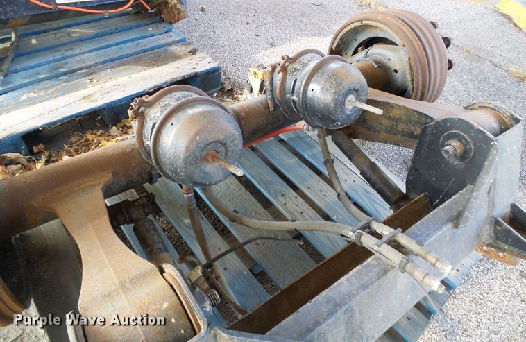 image for item DD1775 (2) Holland CB-2300-16 axles