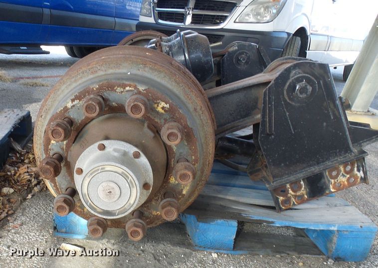 image for item DD1775 (2) Holland CB-2300-16 axles