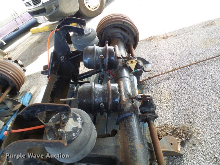 image for item DD1775 (2) Holland CB-2300-16 axles