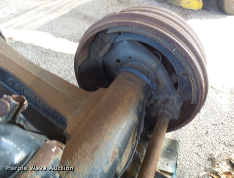 image for item DD1775 (2) Holland CB-2300-16 axles