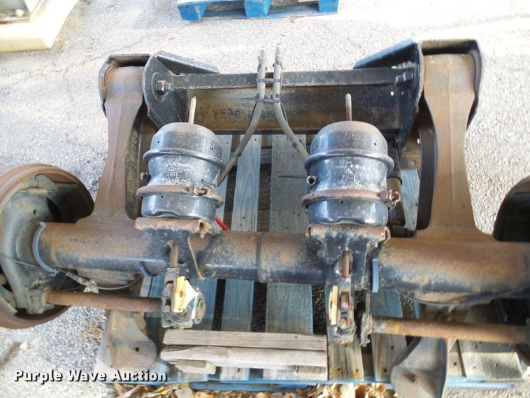 image for item DD1775 (2) Holland CB-2300-16 axles